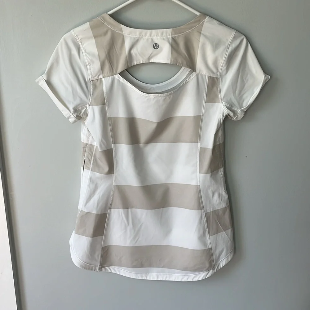 Lululemon Lightened Up Short Sleeve Stripe Tee Cashew White/White - Picture 3 of 10